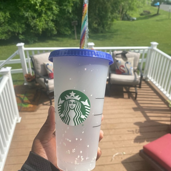 Color Changing Rainbow Confetti Starbucks Cup - Picture 1 of 1